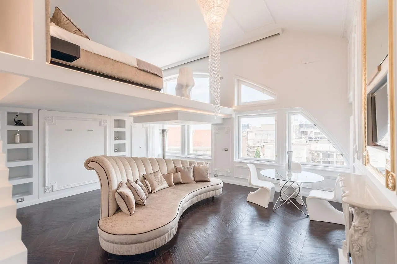 Luxury Suites Down Town Budapest