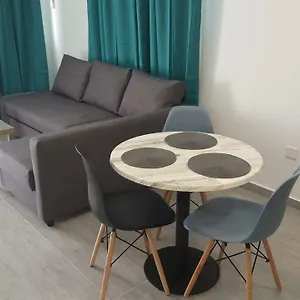 Manoli , Ayia Napa Cipro