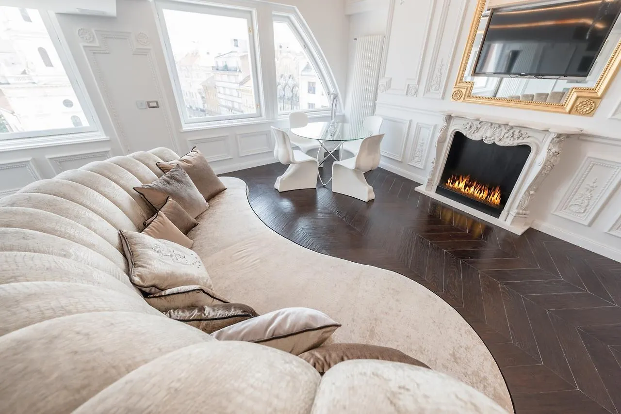 Luxury Suites Down Town Budapest 0*,